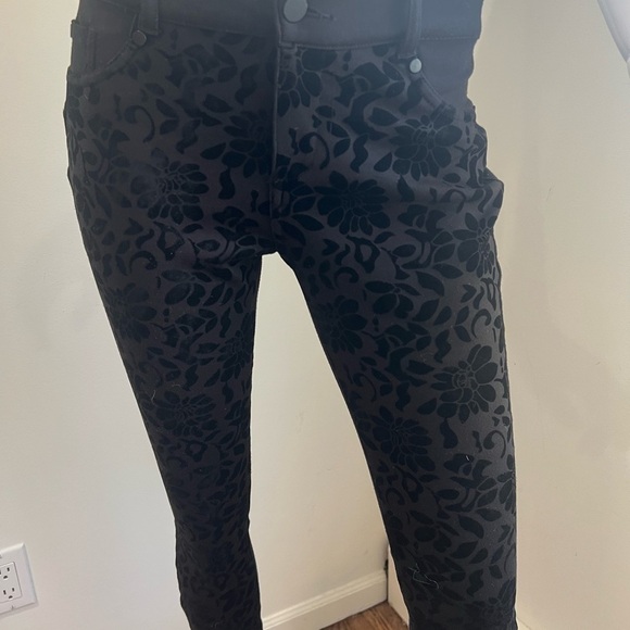 Diane Von Furstenberg Velvet Burnout Floral  Slim Fit Pants - Picture 7 of 9